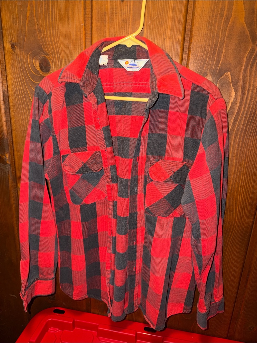 Classic VintageRed & Black Buffalo Plaid Casual Button-Down Shirt